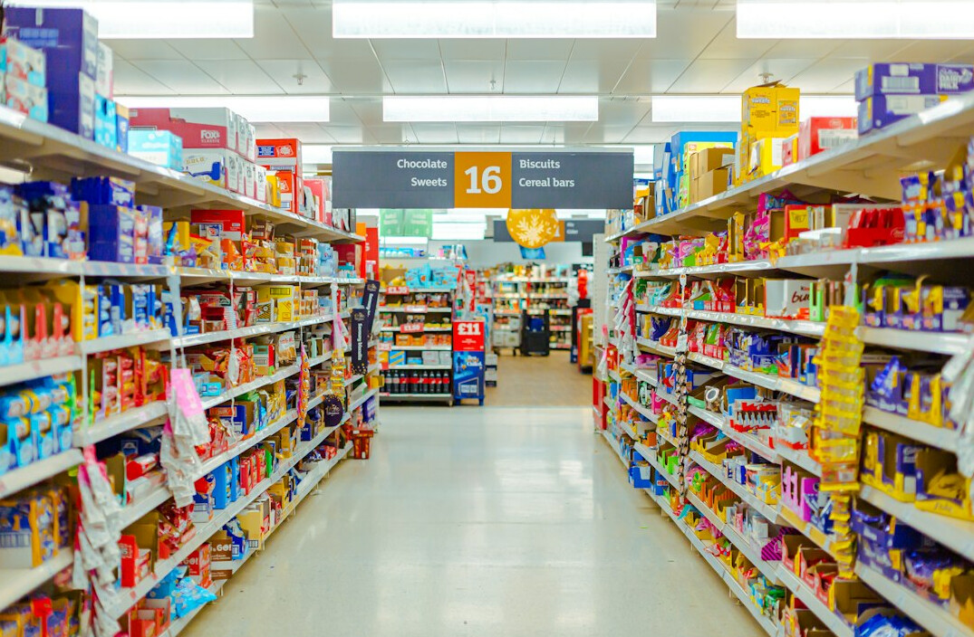 retail security monitoring room